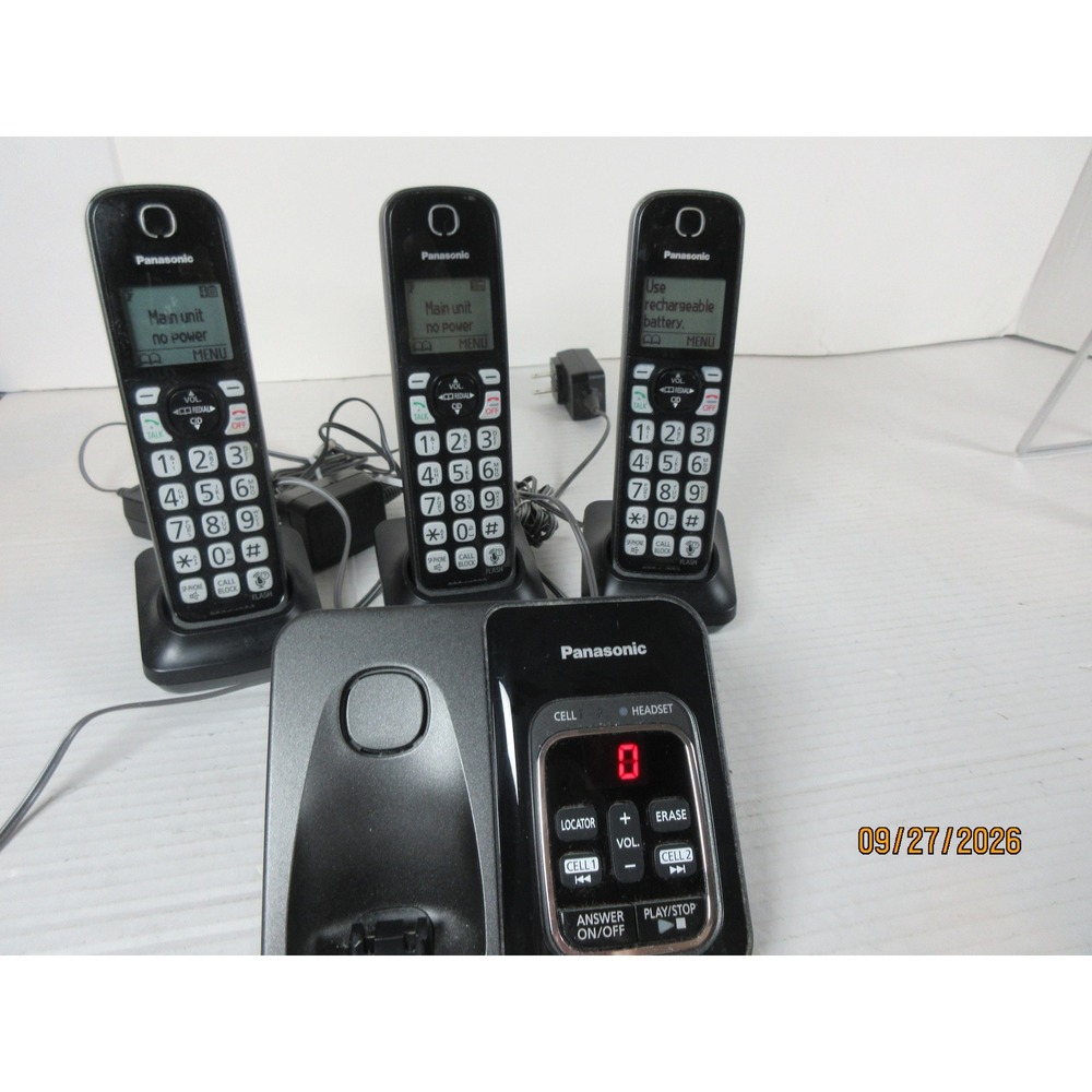 Panasonic KX-TGD560 Link2Cell Bluetooth Cordless Phone 3 Handset System.